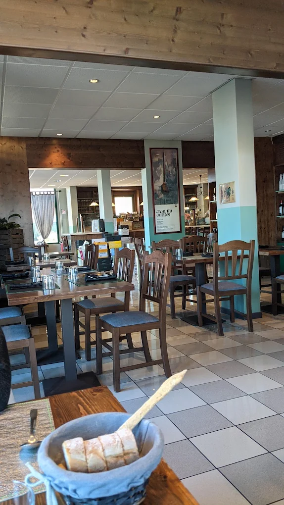 La sala di Fermento Osteria Artigiana a Vigonza